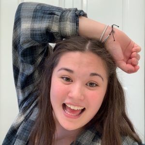 Meet your Posher, Kayla